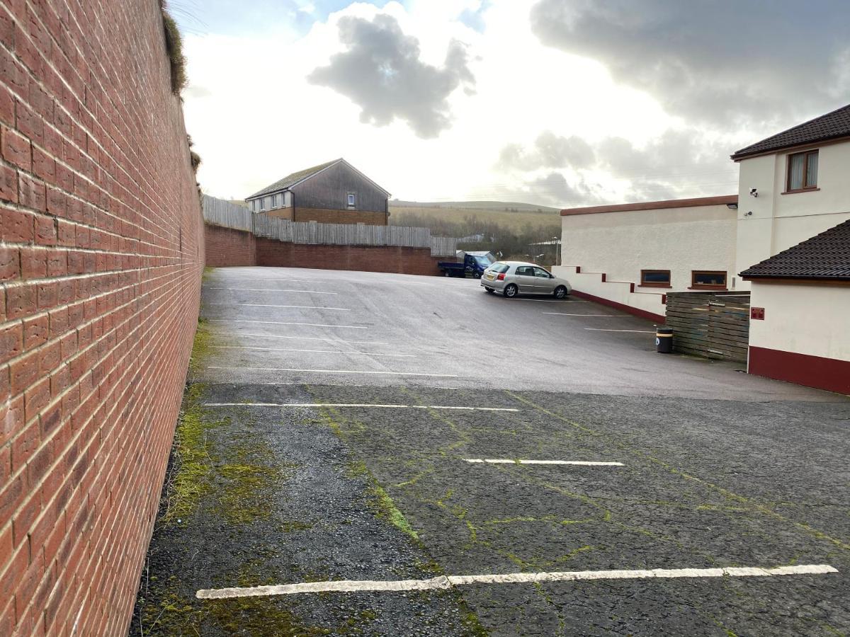 Bessemer Hotel Merthyr Tydfil Exterior foto